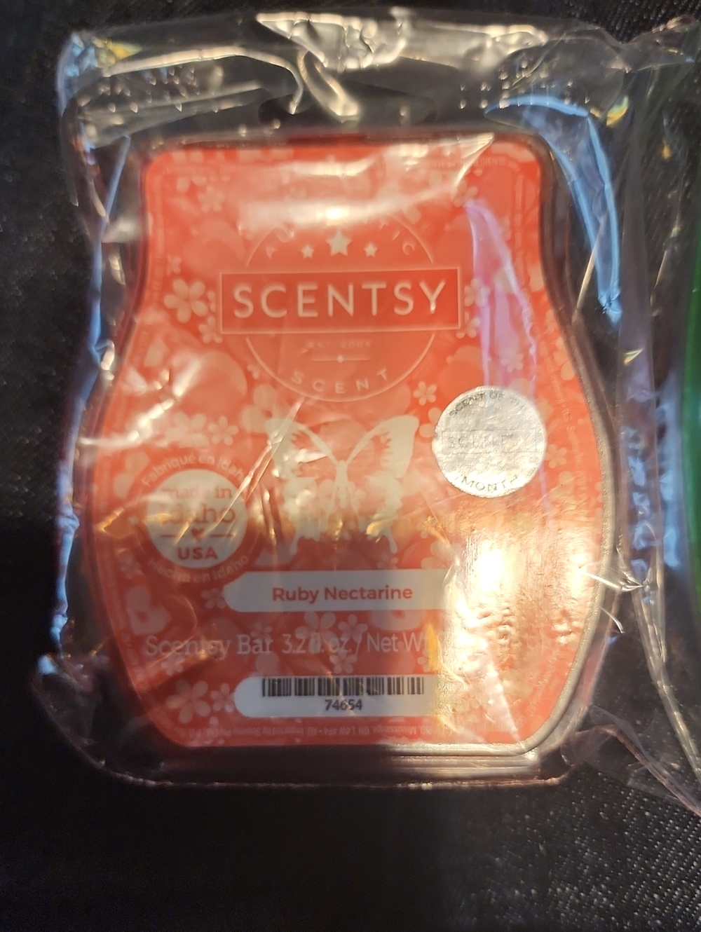 Scentsy Ruby Nectarine Wax Bar - Red